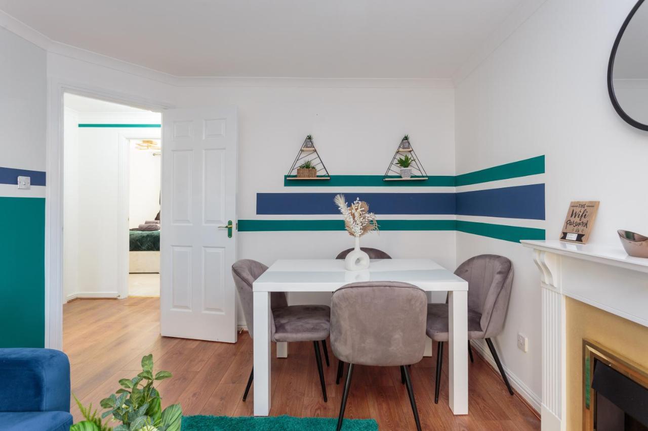 Stylish 2 Bedroom Apartment In เอดินบะระ ภายนอก รูปภาพ